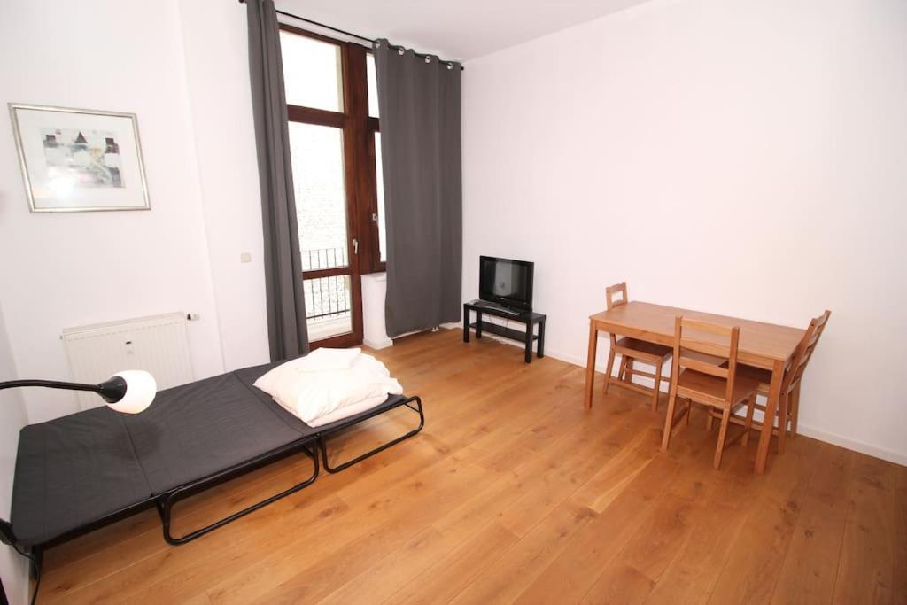 Mainhatten Apartment Frankfurt am Main Ruang foto